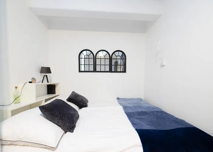 Design With Free Parking Apartment Vienna