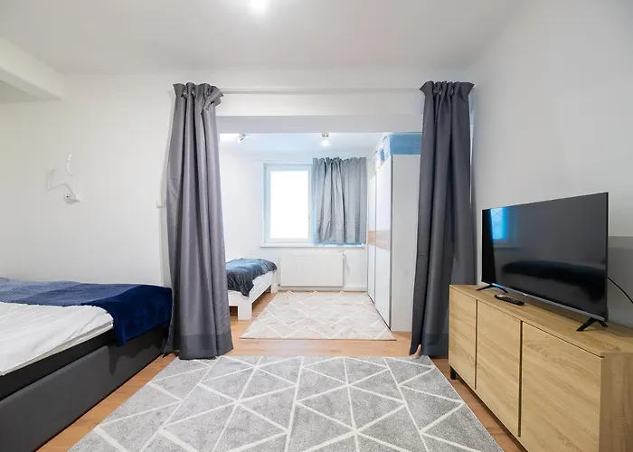 Design With Free Parking Apartment